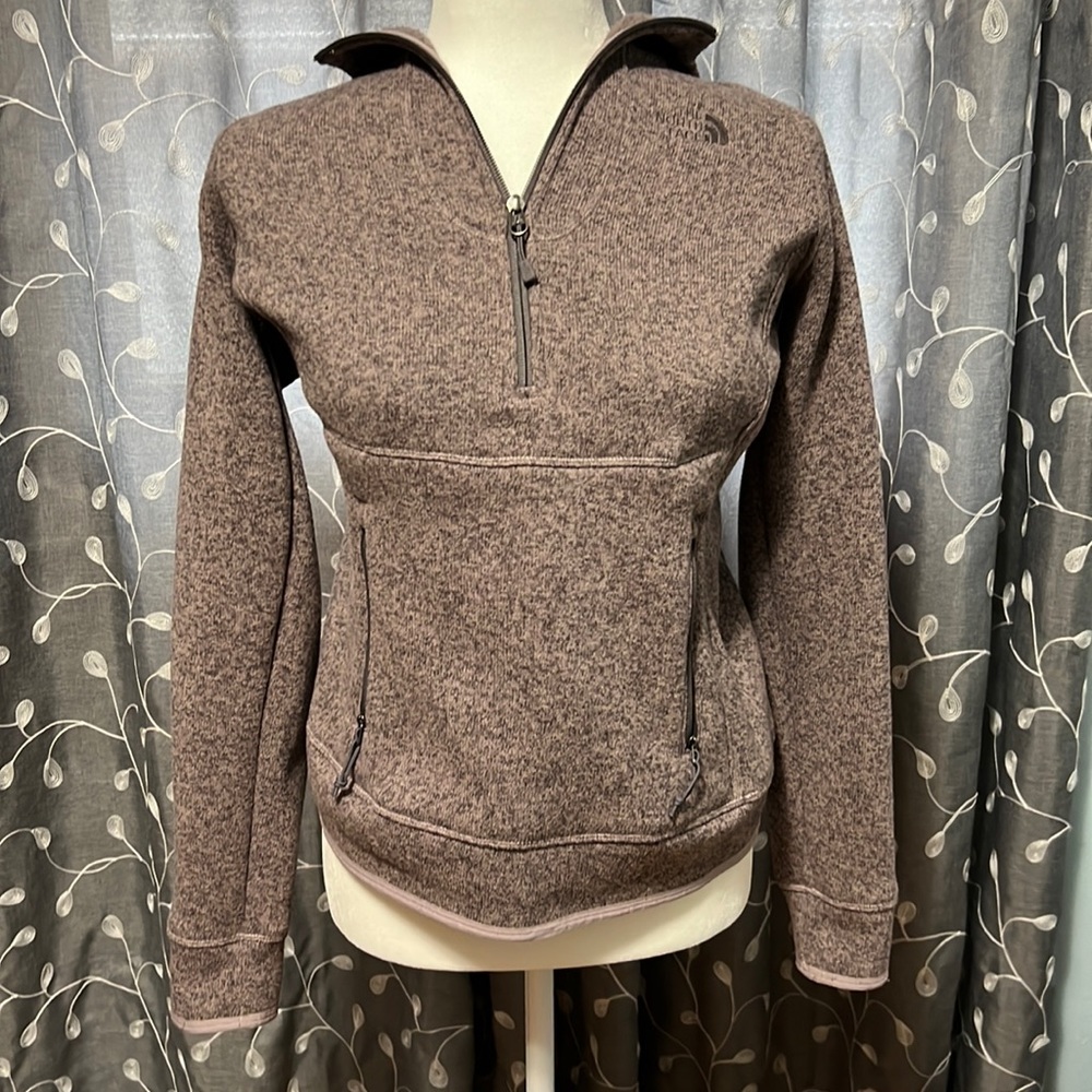 The North Face lavender fleece 3/4 zip hoody with pockets.